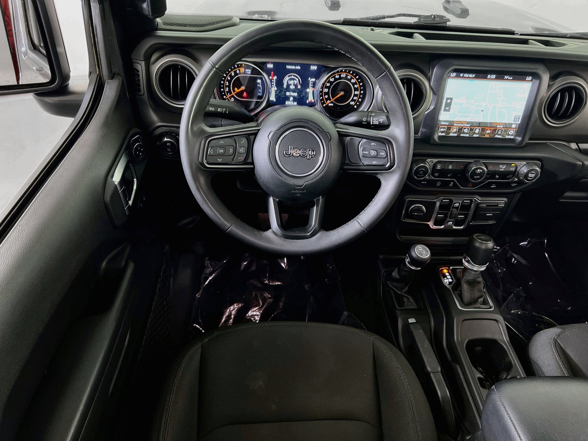Used 2023 Jeep Gladiator Sport AWD/4WD image 22
