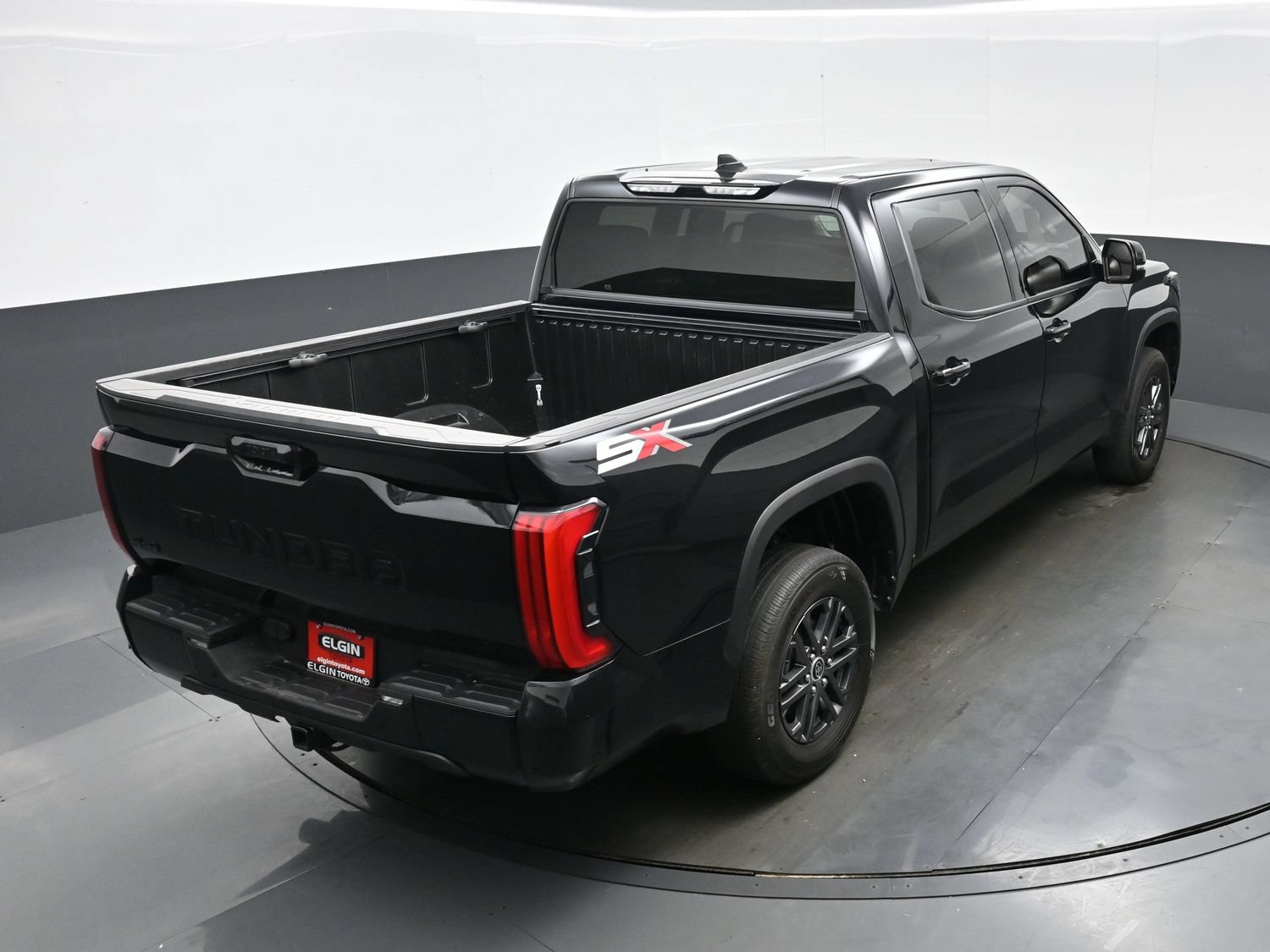 Used 2023 Toyota Tundra SR5 w/ SR5 Convenience Package AWD/4WD image 44