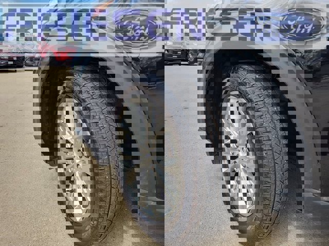 Used 2023 Ford Explorer XLT image 9