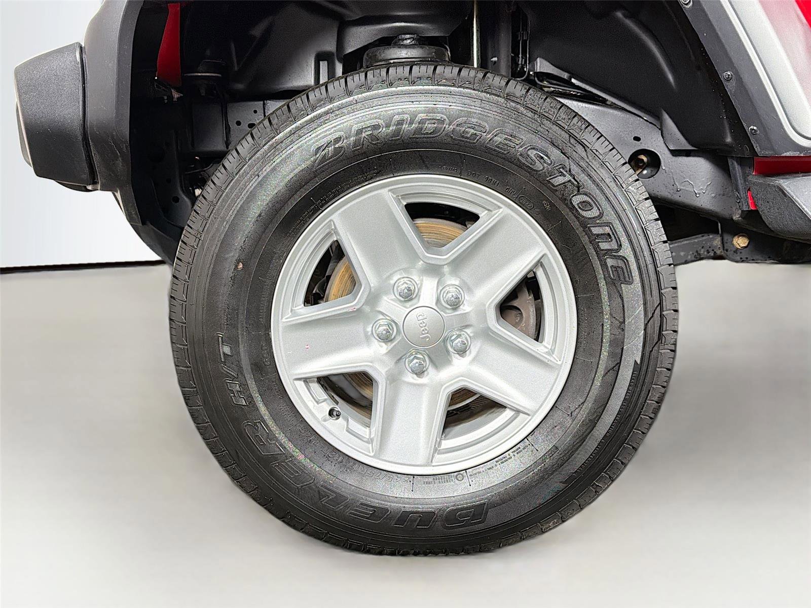 Used 2020 Jeep Gladiator Sport w/ Quick Order Package 24S image 30