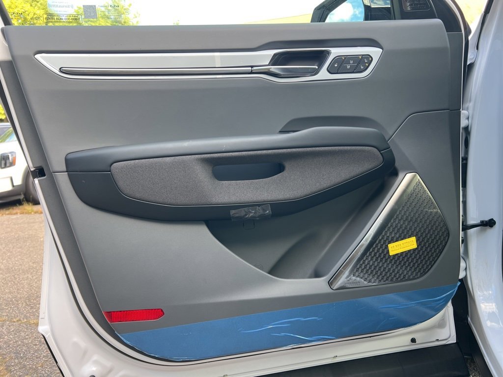 New 2026 Kia EV9 Land w/ Nightfall Edition Package image 7