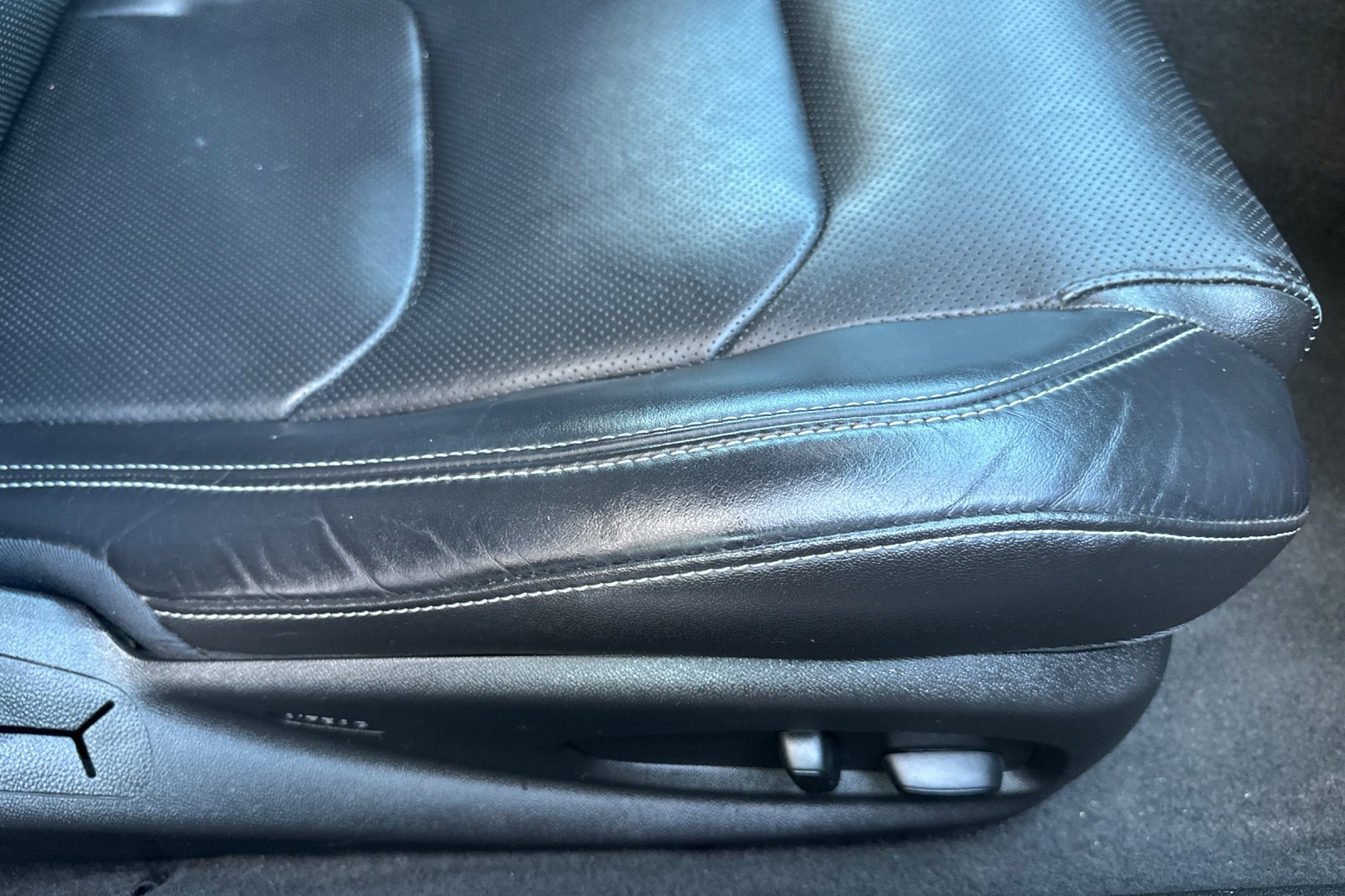 Used 2016 Chevrolet Camaro LT RWD image 22