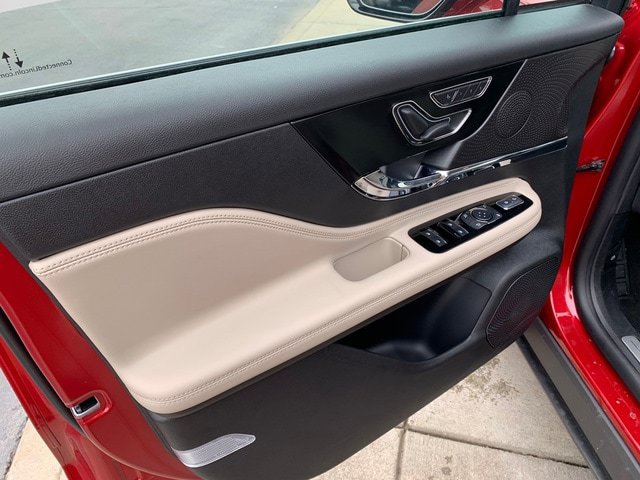 New 2026 Lincoln Corsair Reserve AWD/4WD image 19