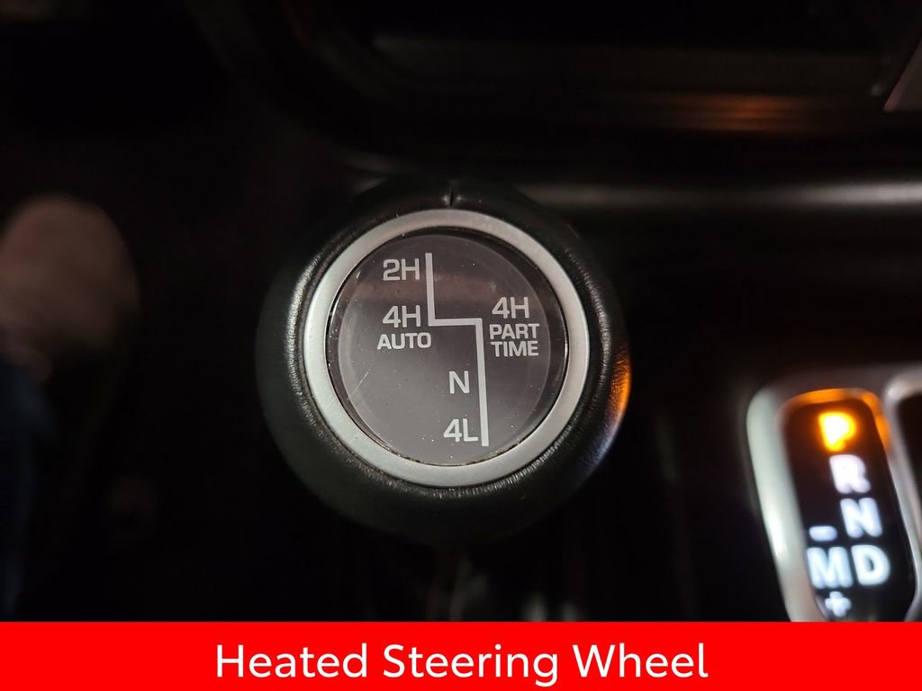 Used 2023 Jeep Wrangler Unlimited Sahara w/ Cold Weather Group AWD/4WD image 16