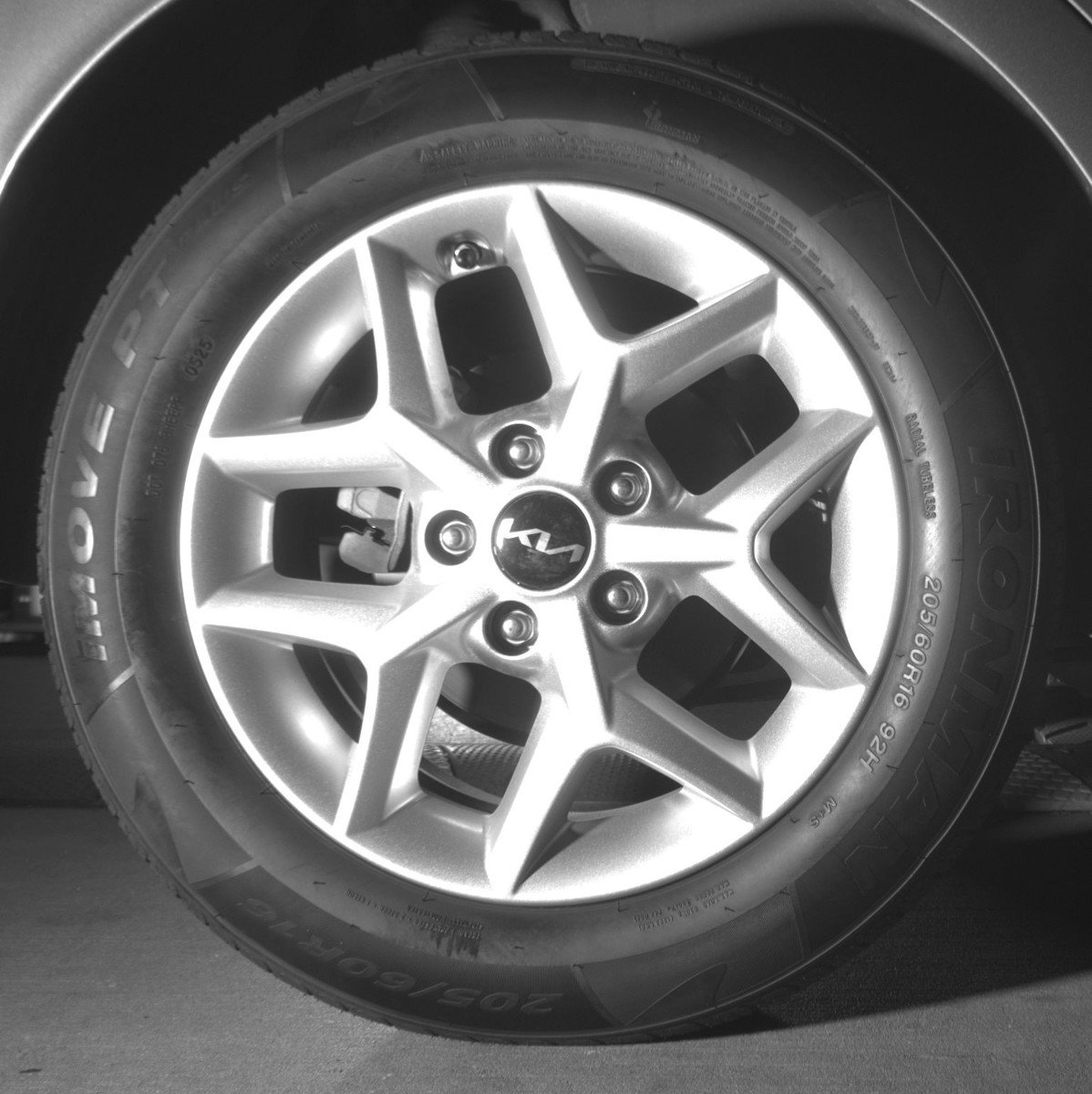 Used 2025 Kia Soul LX w/ LX Technology Package FWD image 15