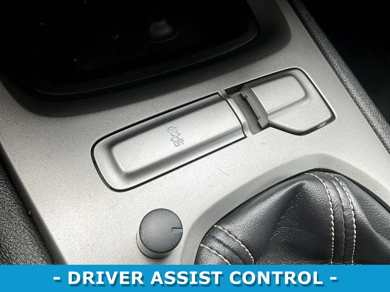 Used 2012 Chevrolet Camaro LT RWD image 34