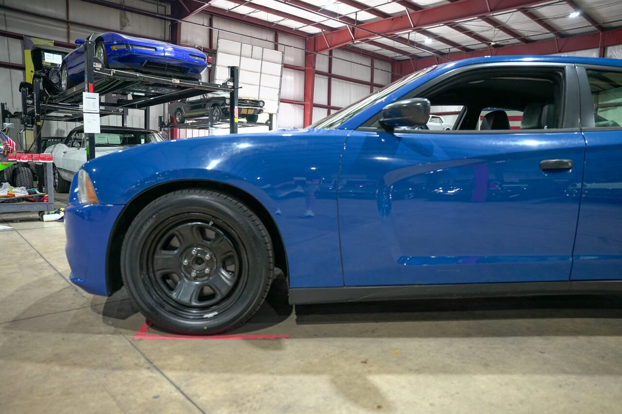 Used 2014 Dodge Charger Police image 3
