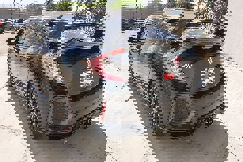 Used 2017 Honda Civic Sport image 7