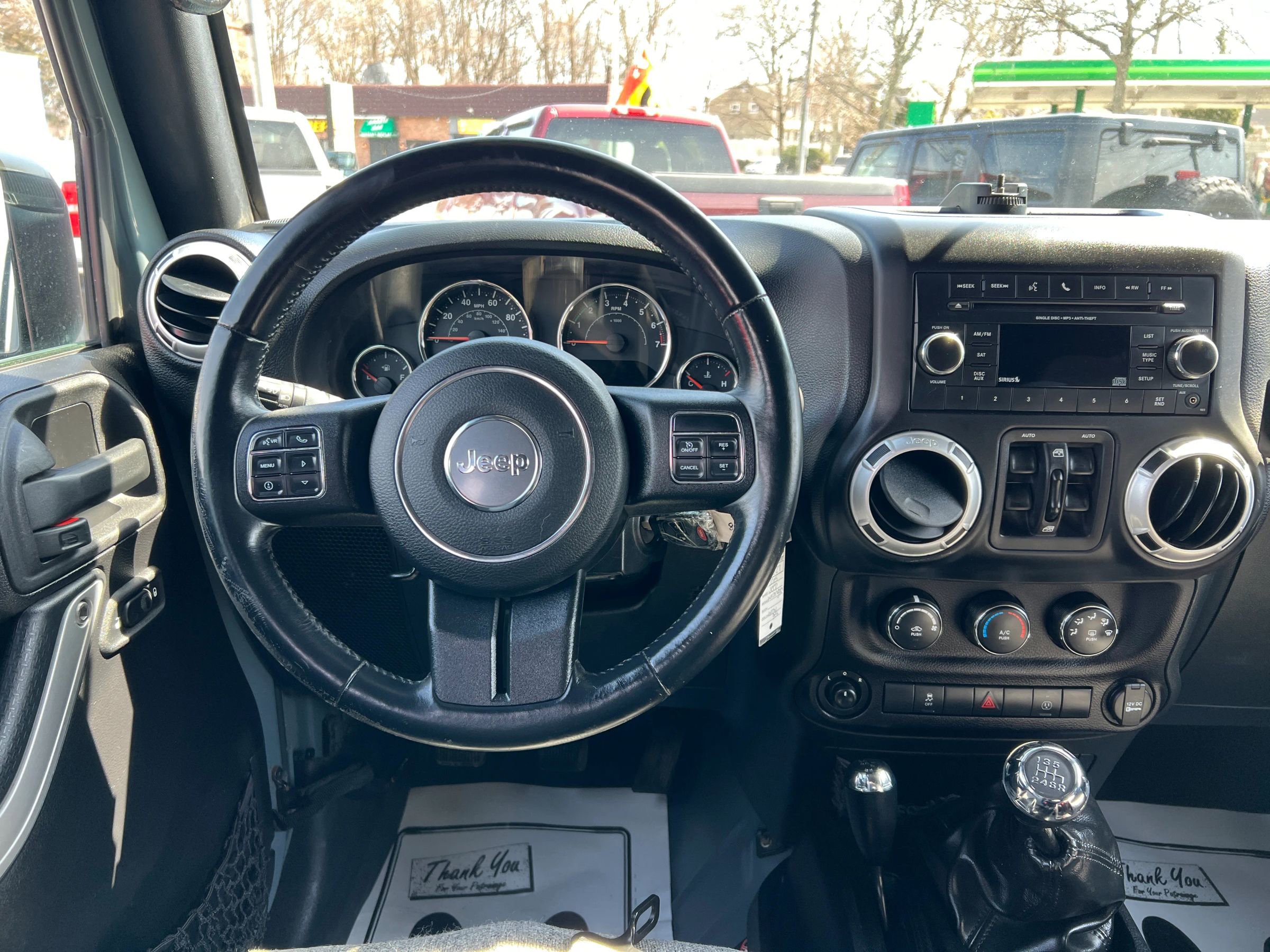 Used 2015 Jeep Wrangler Unlimited Rubicon w/ Dual Top Group image 10