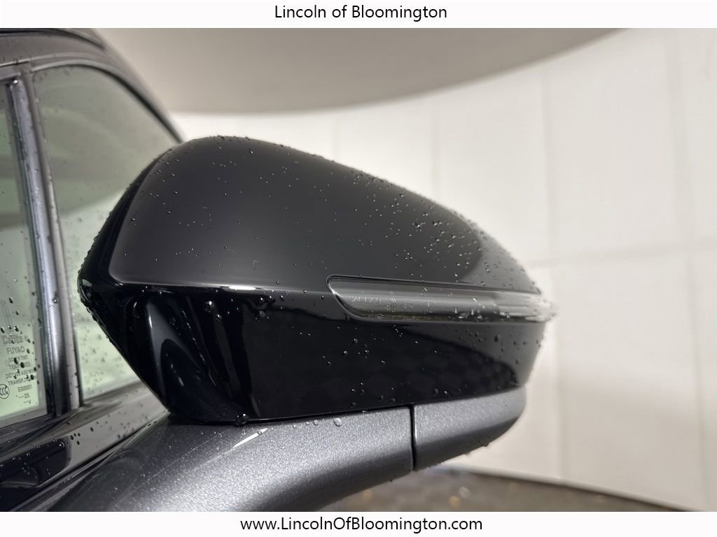 New 2026 Lincoln Corsair Premiere image 17