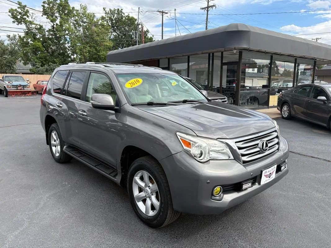 Used 2010 Lexus GX 460 w/ Comfort Plus Pkg AWD/4WD image 2