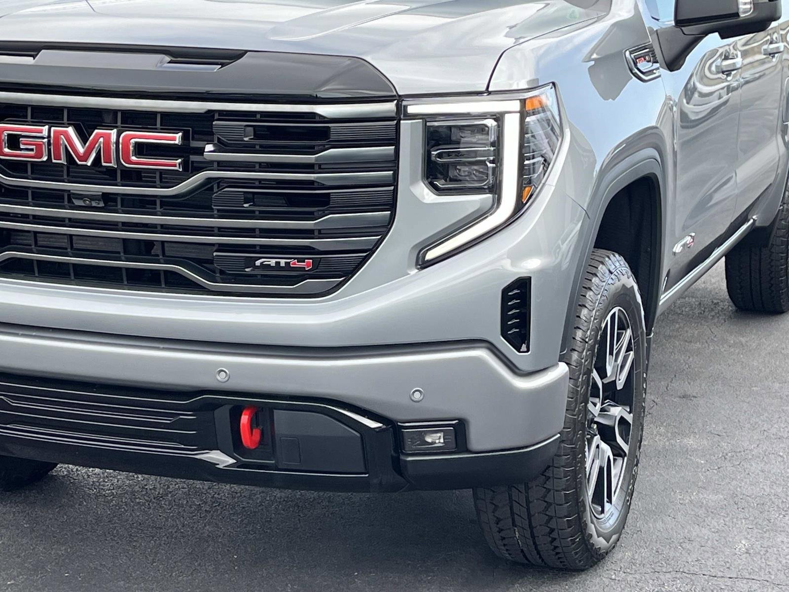 New 2026 GMC Sierra 1500 AT4 w/ Technology Package image 12
