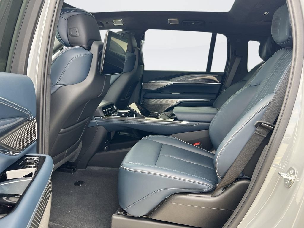 New 2026 Cadillac Escalade IQ Luxury 2 AWD/4WD image 27