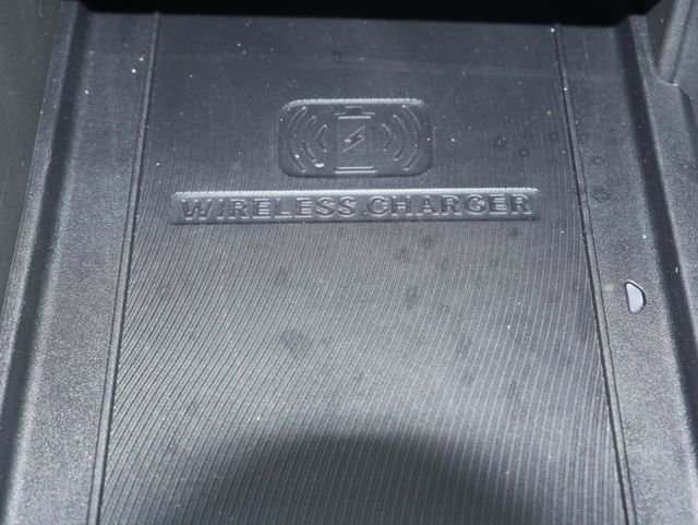 Used 2021 Chrysler Pacifica Pinnacle image 4