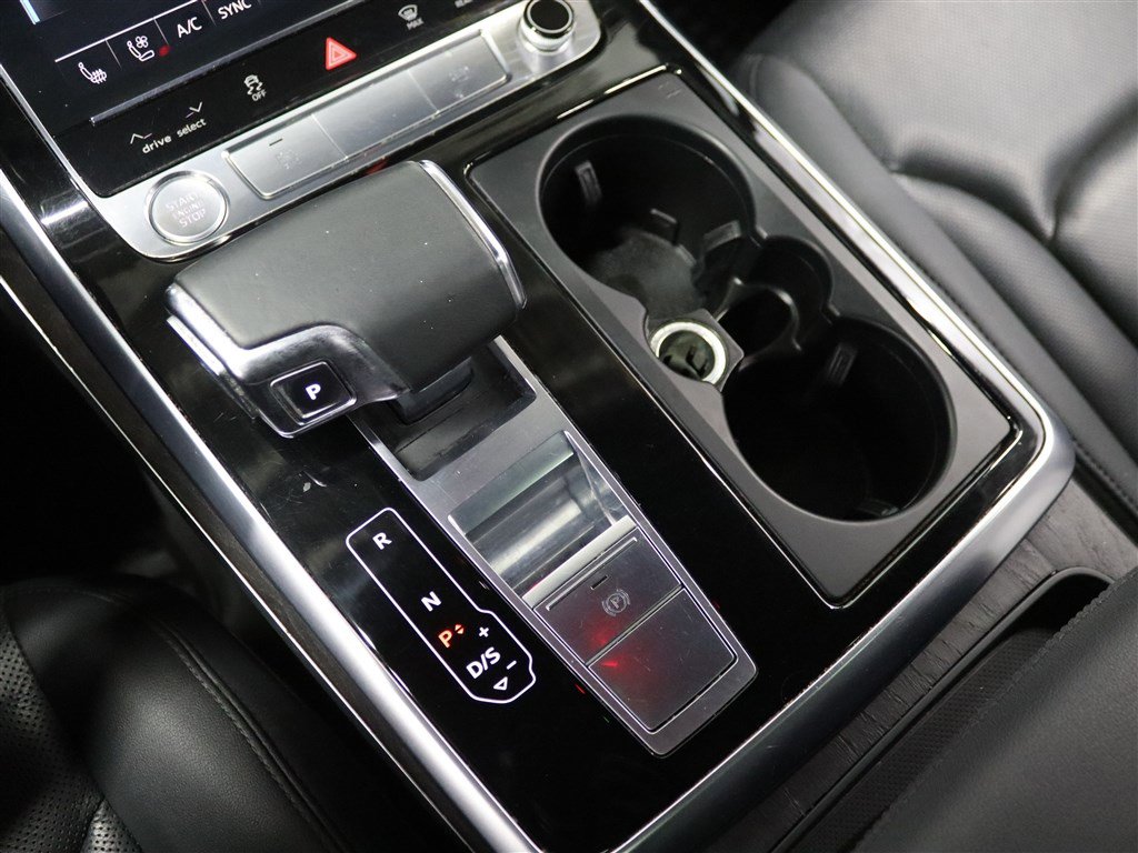 Used 2020 Audi Q7 3.0T Prestige w/ Prestige Package image 29