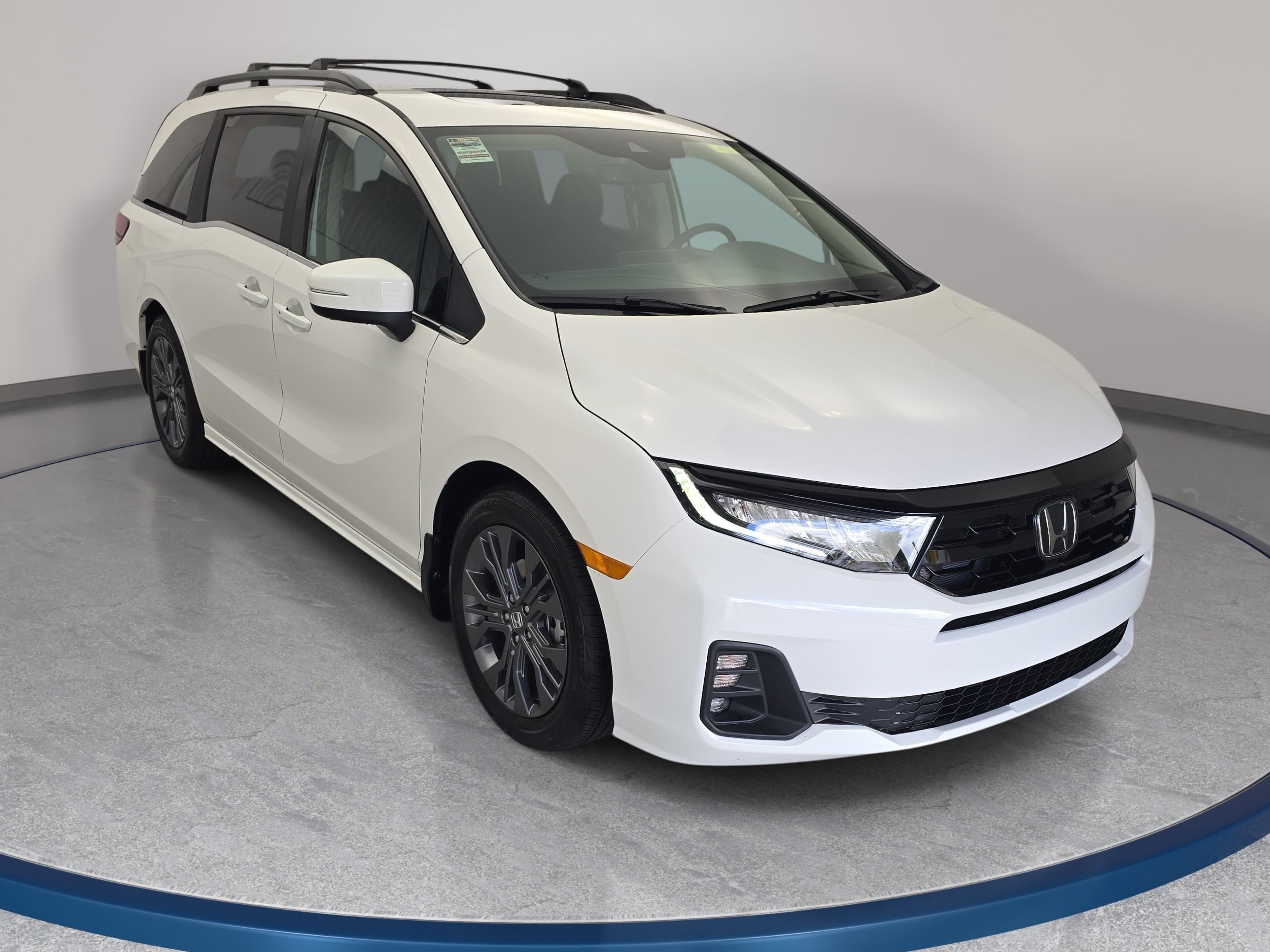 New 2027 Honda Odyssey Touring image 3