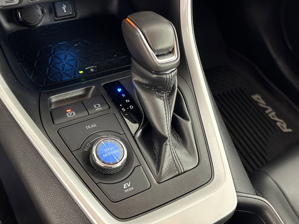 Used 2021 Toyota RAV4 XSE image 22