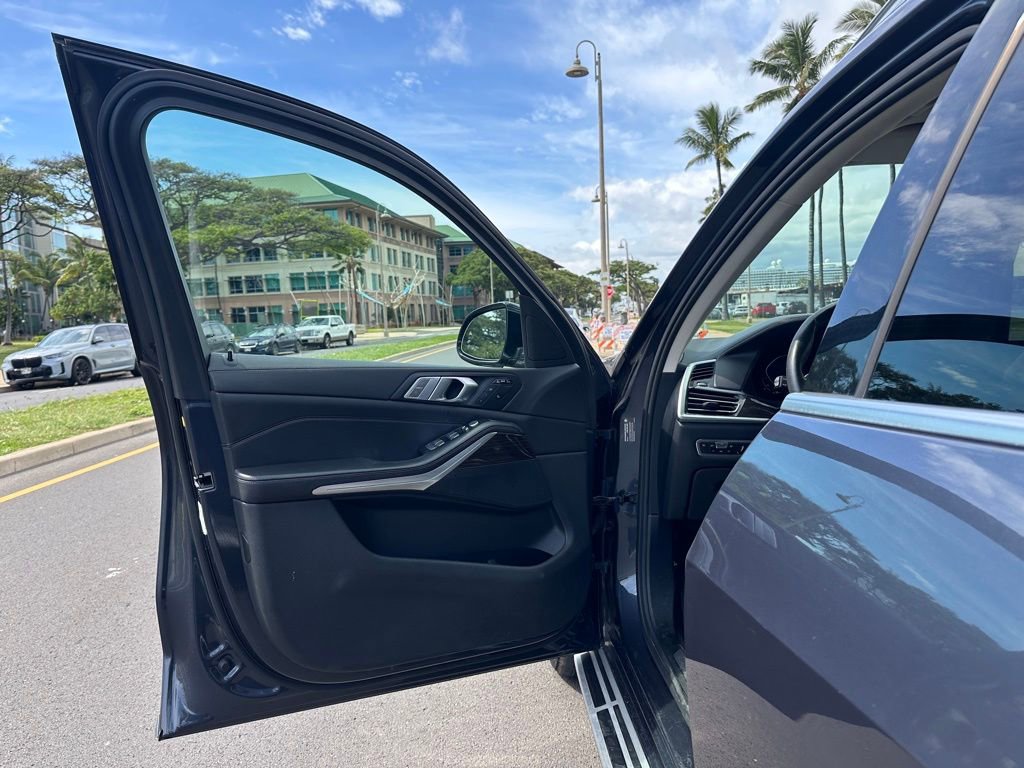 Used 2020 BMW X7 xDrive40i w/ Cold Weather Package AWD/4WD image 20
