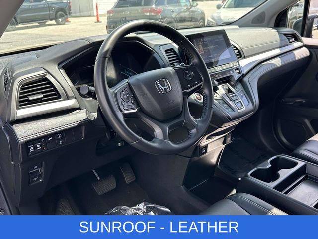Used 2023 Honda Odyssey EX-L image 2