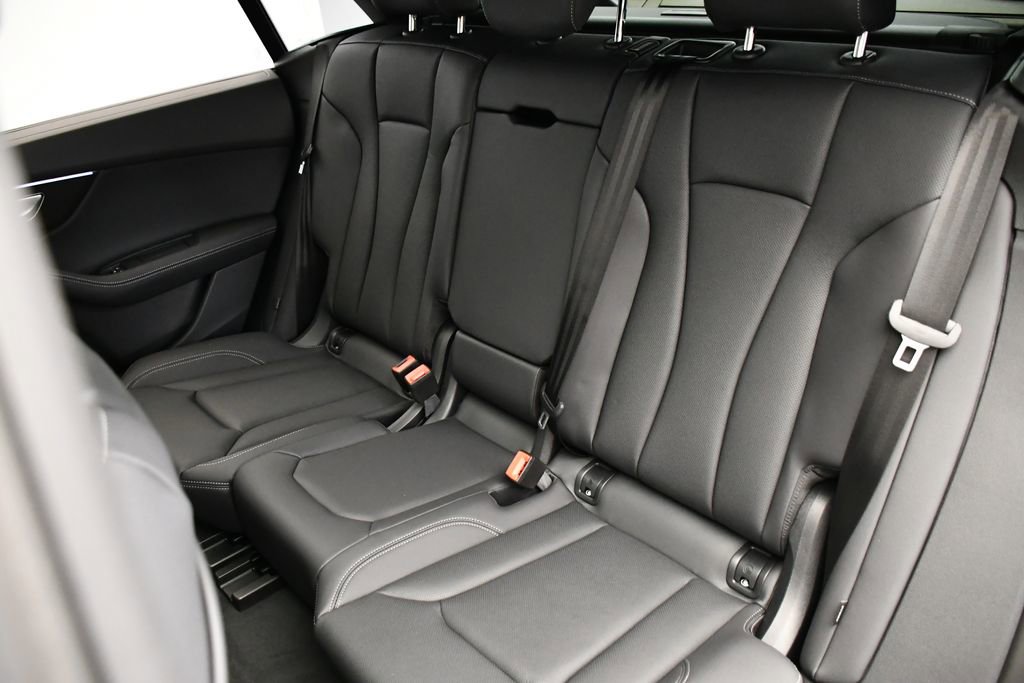 New 2026 Audi Q8 Premium Plus image 44