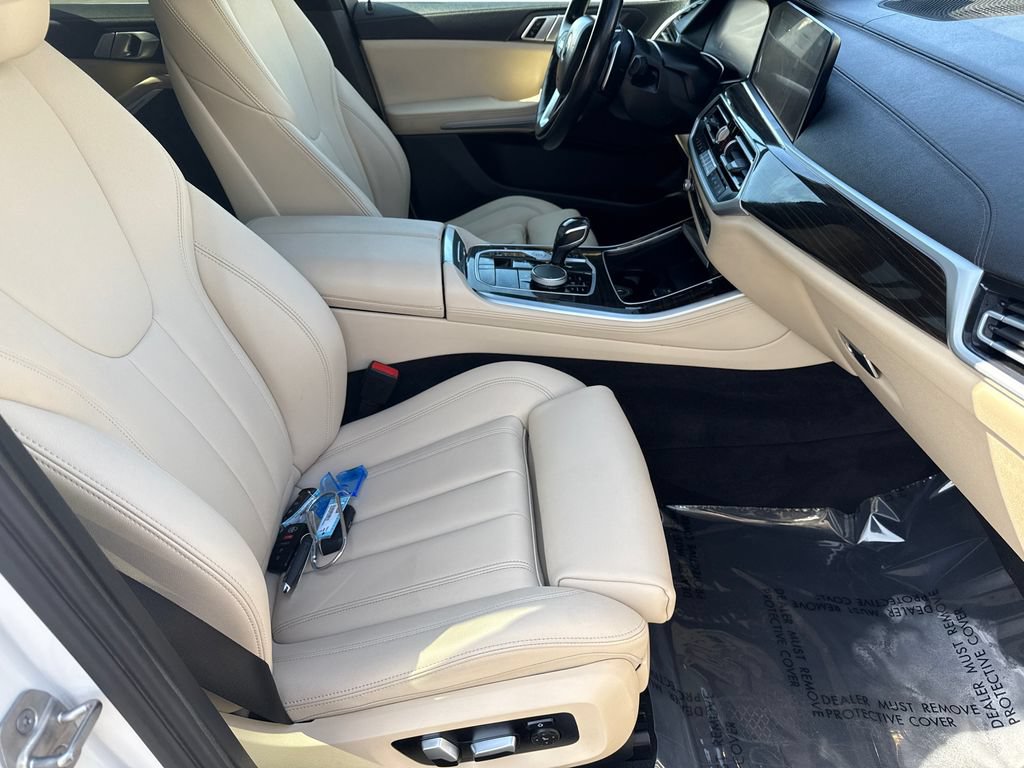 Used 2021 BMW X5 xDrive40i w/ Convenience Package AWD/4WD image 13