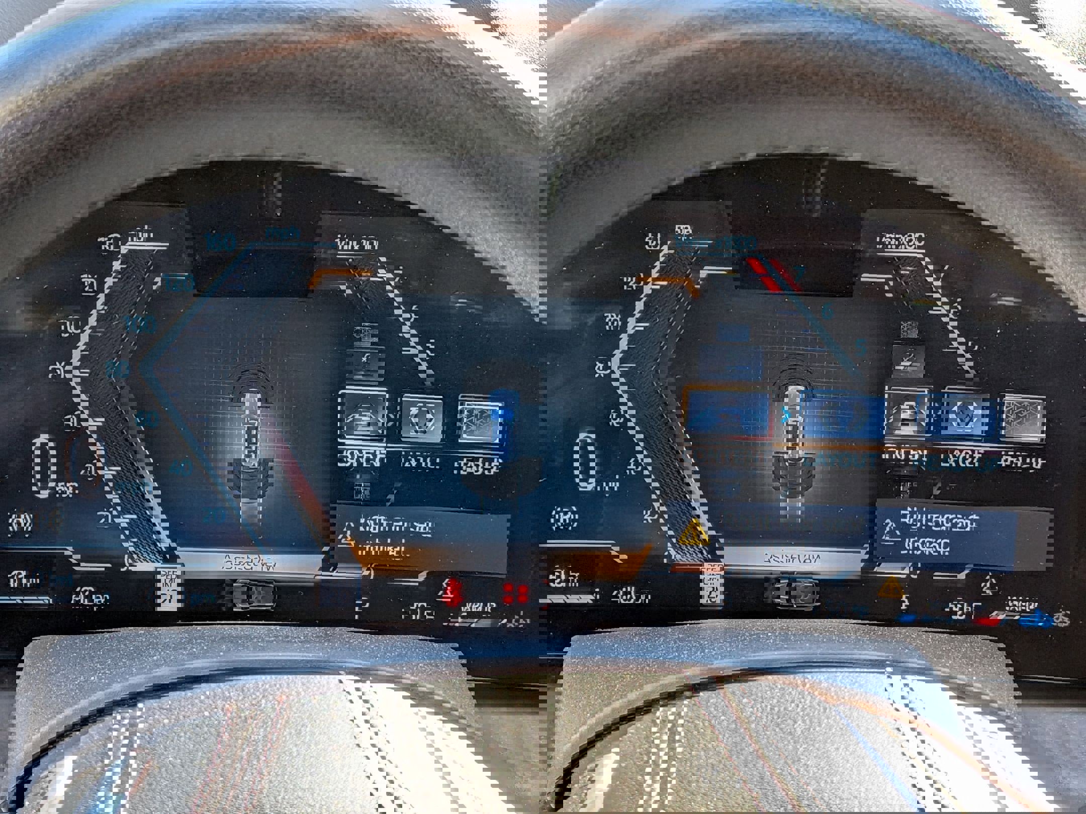 Used 2025 BMW X7 xDrive40i w/ Premium Package image 19