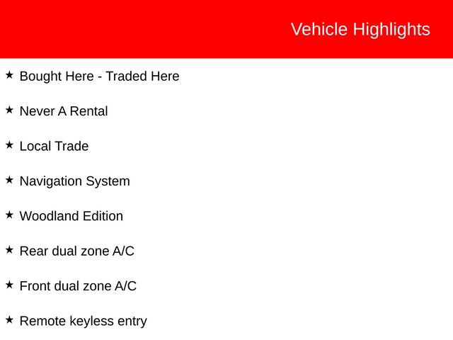 Used 2025 Toyota Sienna XLE Woodland Edition AWD/4WD image 4