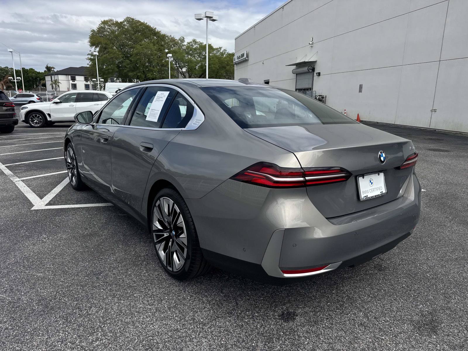 Certified 2026 BMW 530i RWD image 6