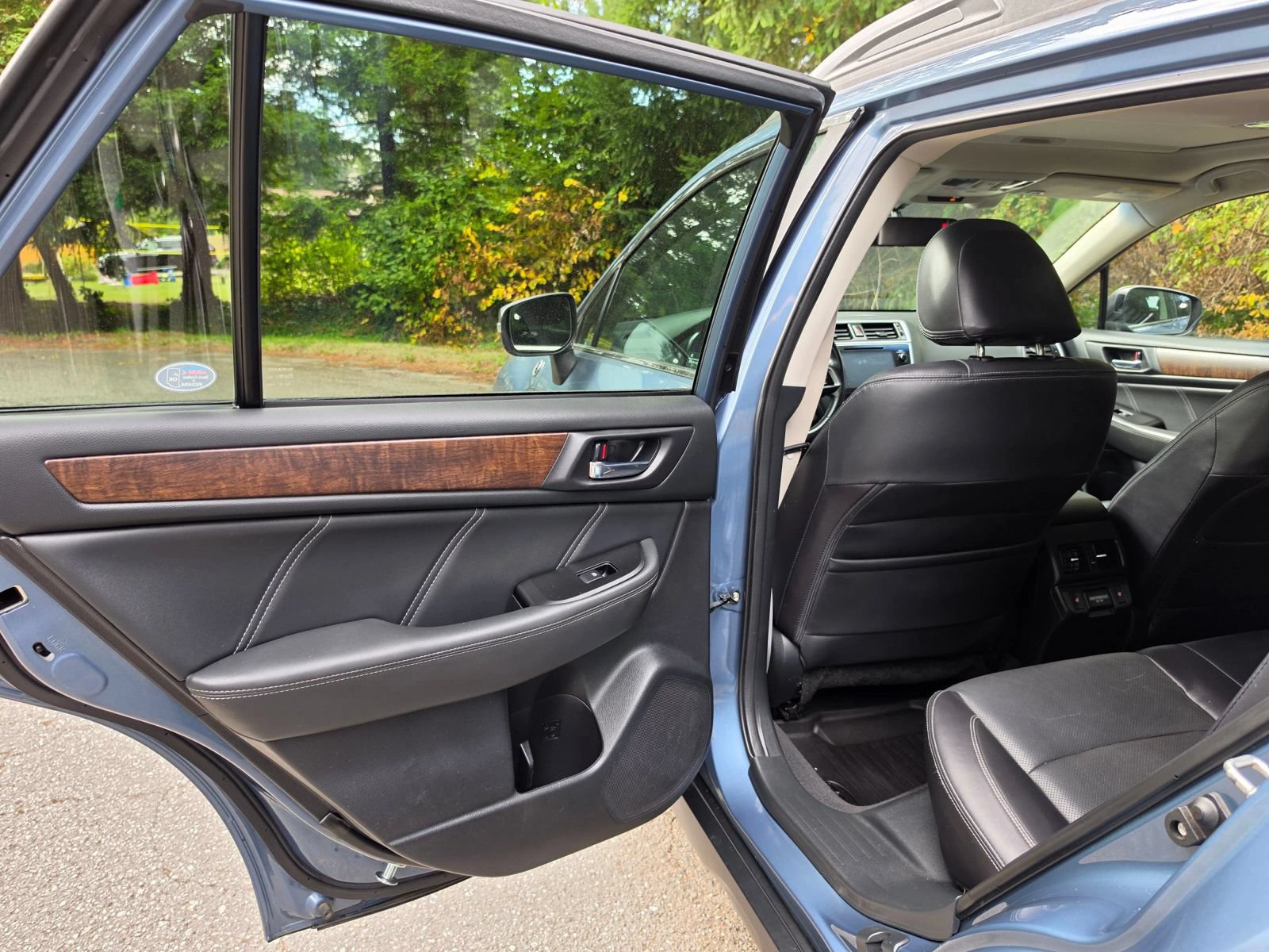 Used 2018 Subaru Outback 2.5i Limited AWD/4WD image 14