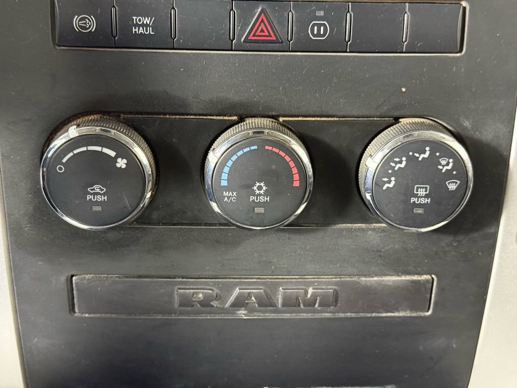 Used 2010 Dodge Ram 3500 Truck SLT image 16