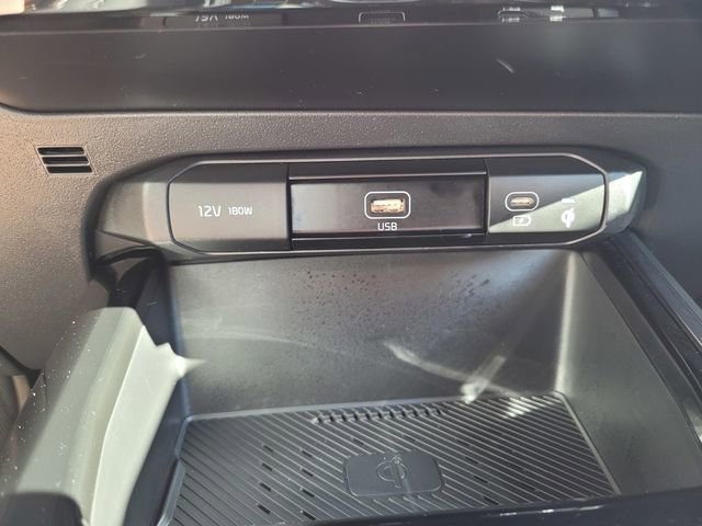 Used 2025 Kia Niro Wind image 24