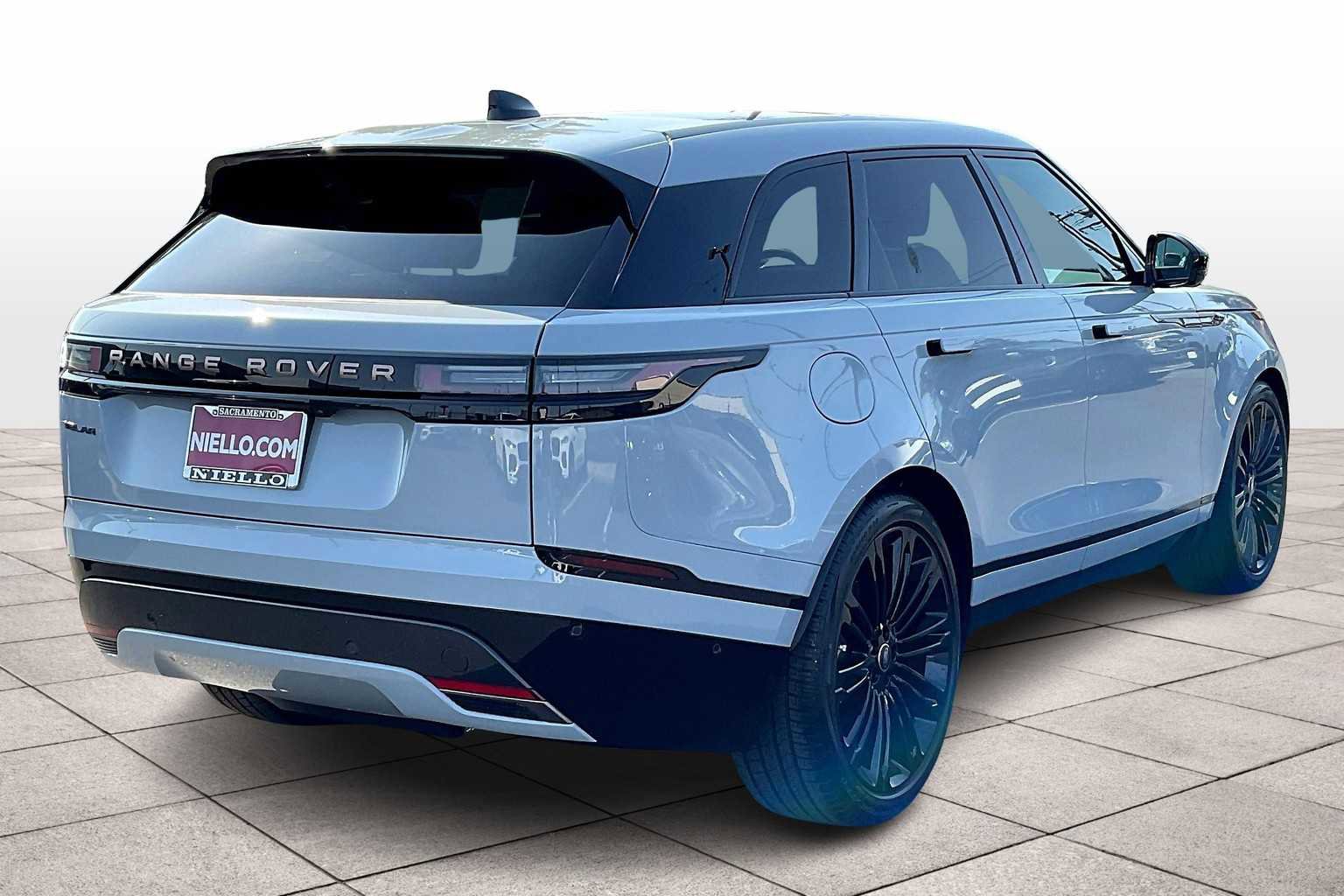New 2026 Land Rover Range Rover Velar Autobiography image 4