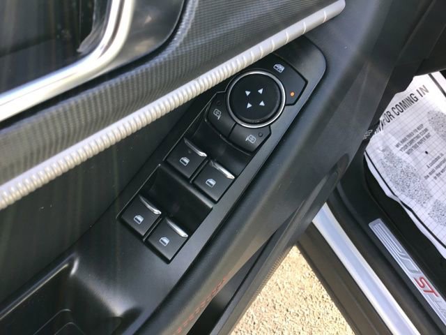 New 2026 Ford Explorer ST-Line w/ ST-Line Street Pack RWD image 11