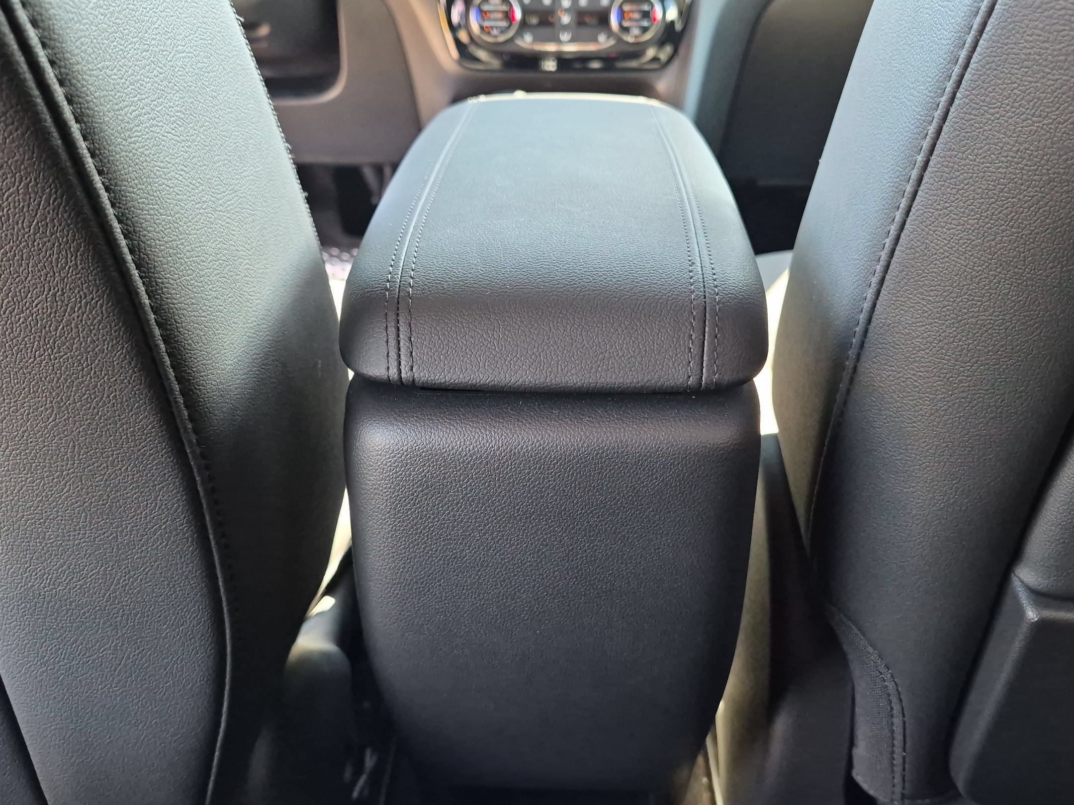 Certified 2023 Buick Encore GX Select w/ Sport Touring Package FWD image 19