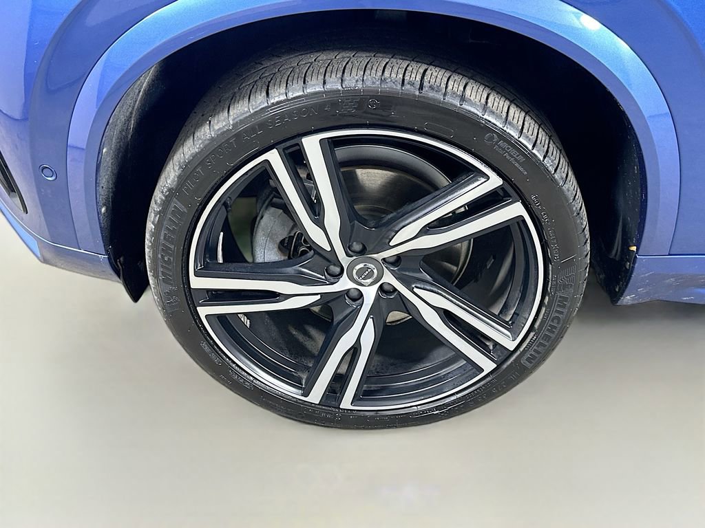 Used 2019 Volvo XC90 T6 R-Design w/ Protection Package Premier image 8