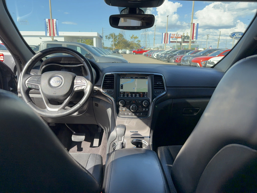 Used 2018 Jeep Grand Cherokee Altitude image 27