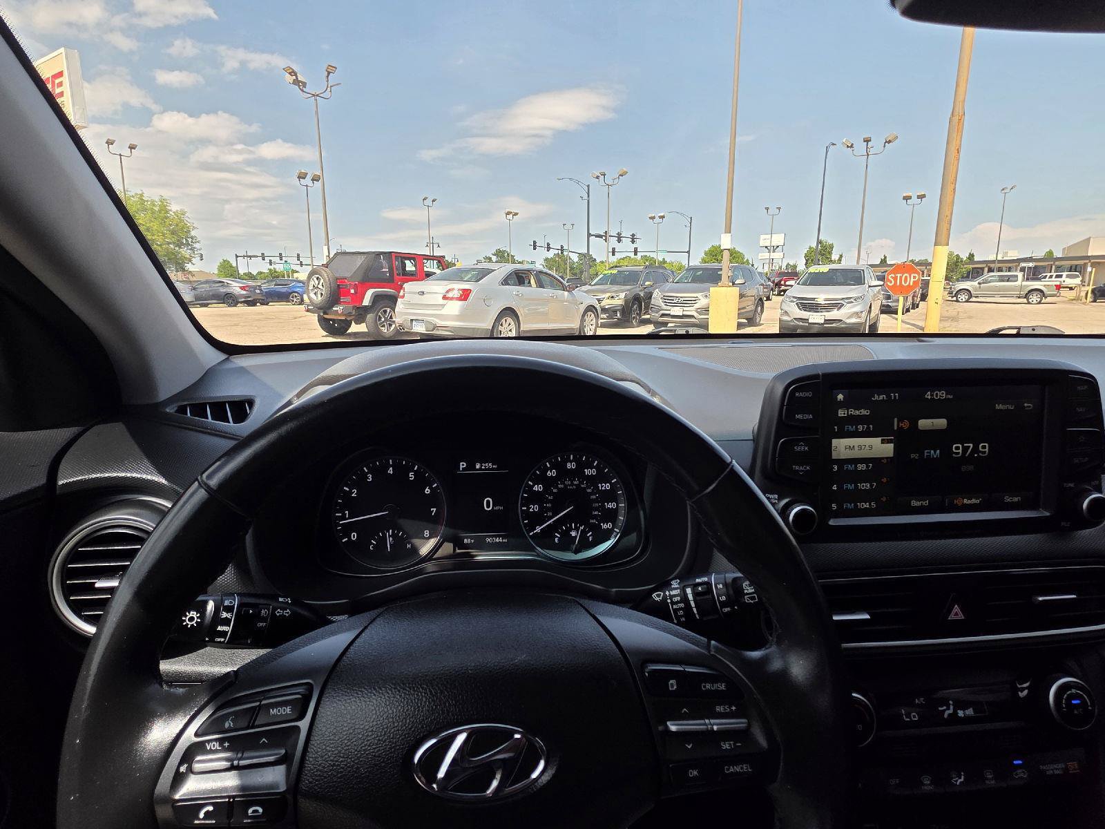 Used 2019 Hyundai Kona Ultimate AWD/4WD image 32