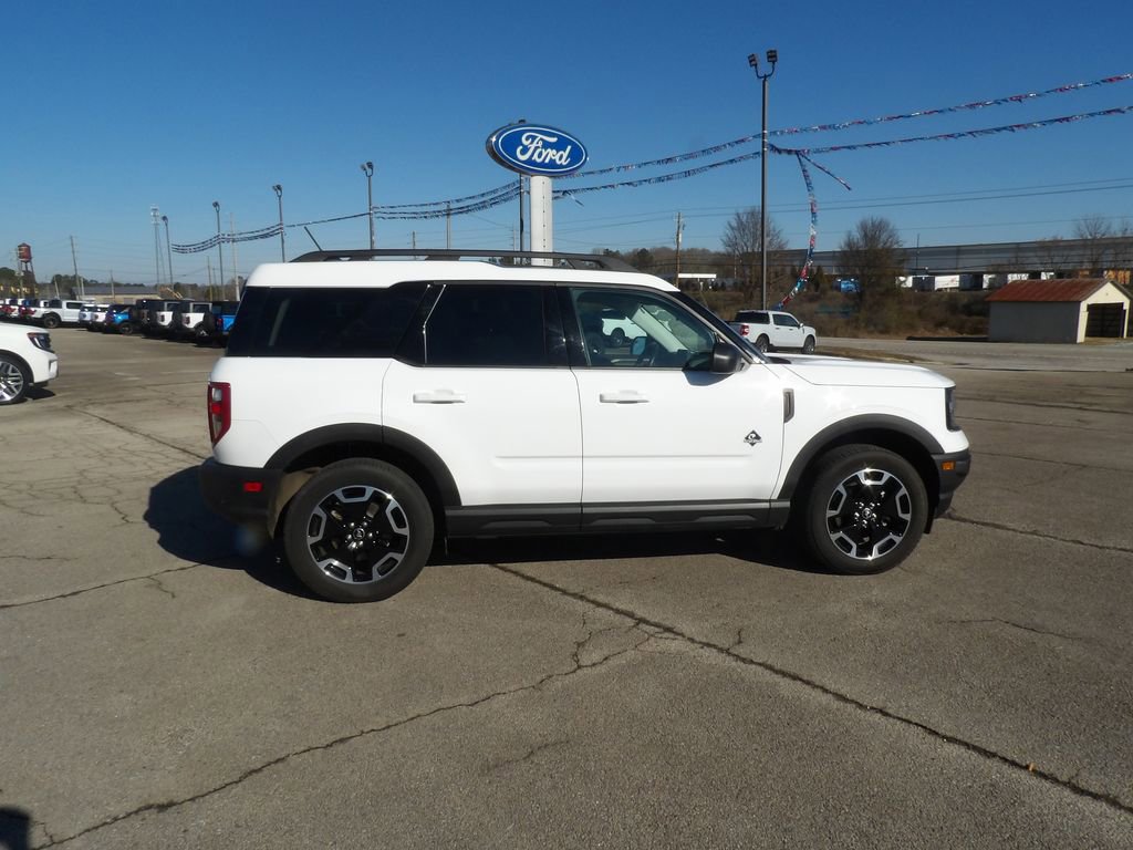 Used 2023 Ford Bronco Sport Outer Banks image 8