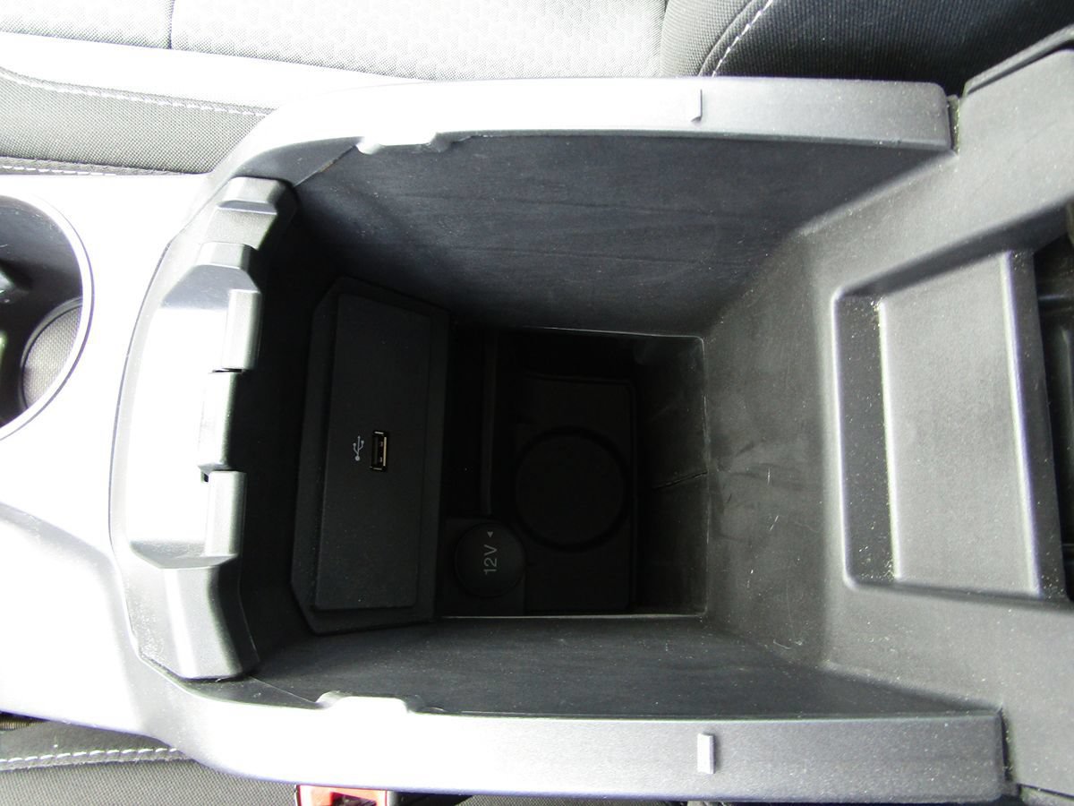 Used 2018 Ford C-MAX SE FWD image 20