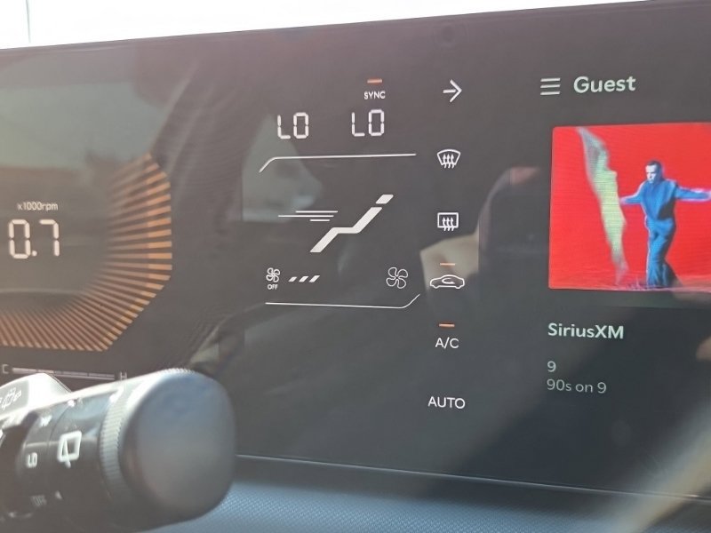 New 2026 Kia K4 EX FWD image 32