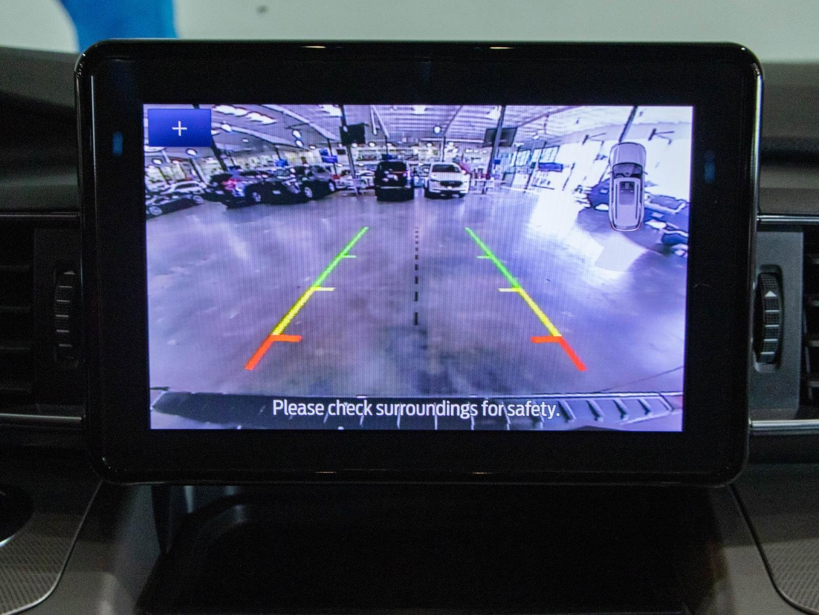 Used 2023 Ford Explorer XLT w/ Equipment Group 202A image 6