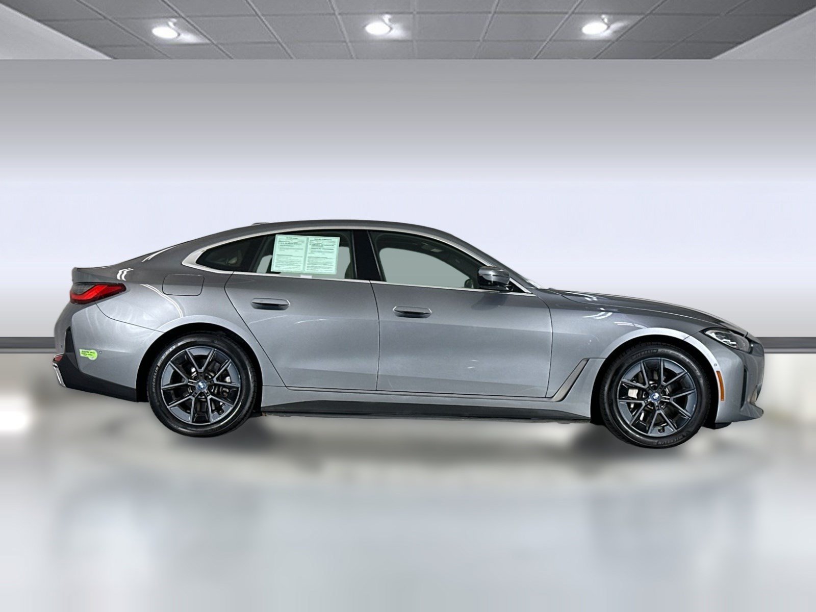 Used 2023 BMW i4 eDrive40 w/ Premium Package RWD image 8