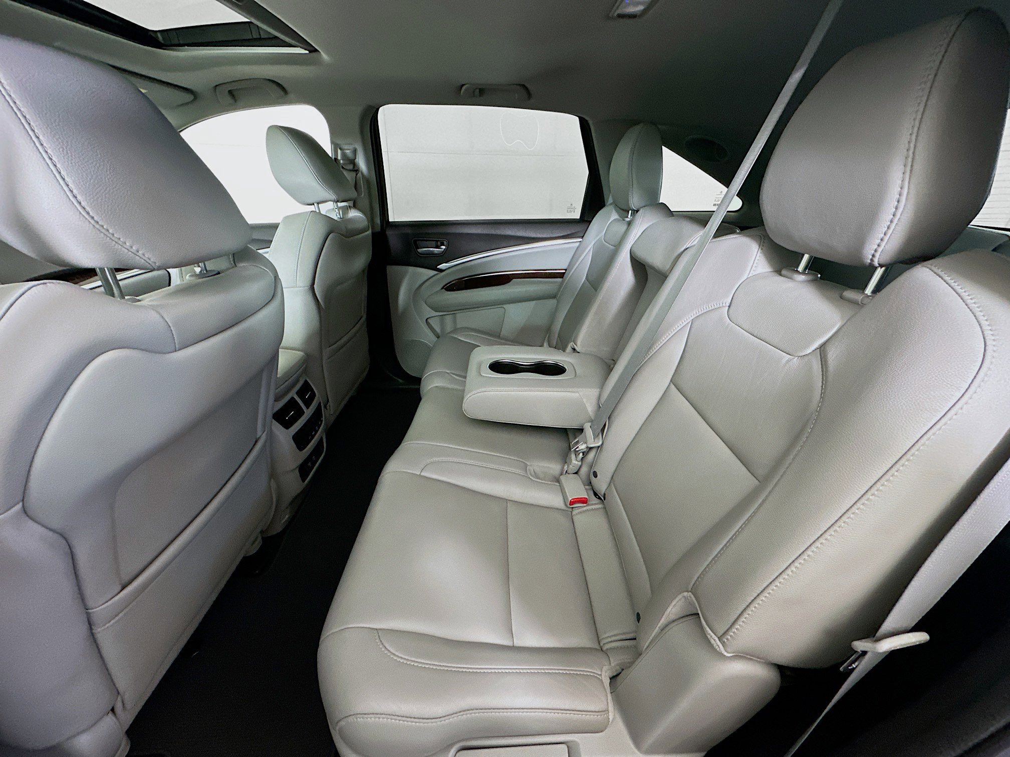 Used 2018 Acura MDX FWD w/ Technology Package image 29