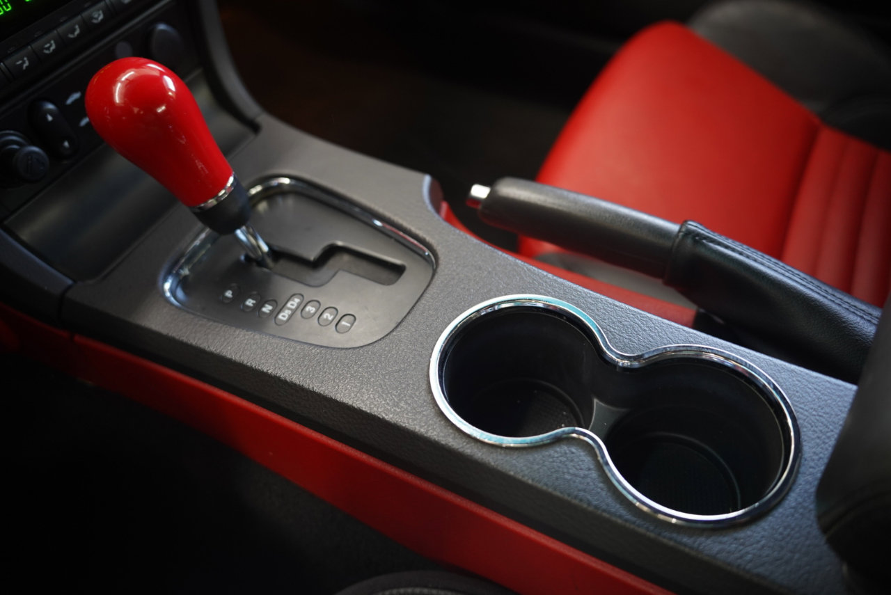 Used 2002 Ford Thunderbird image 18