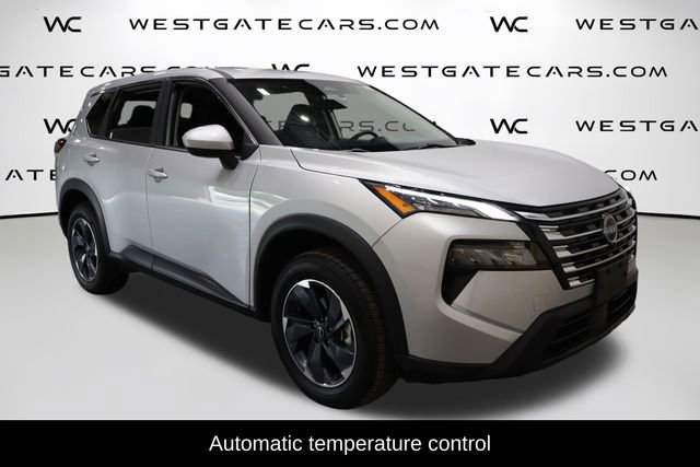 Used 2024 Nissan Rogue SV video 2