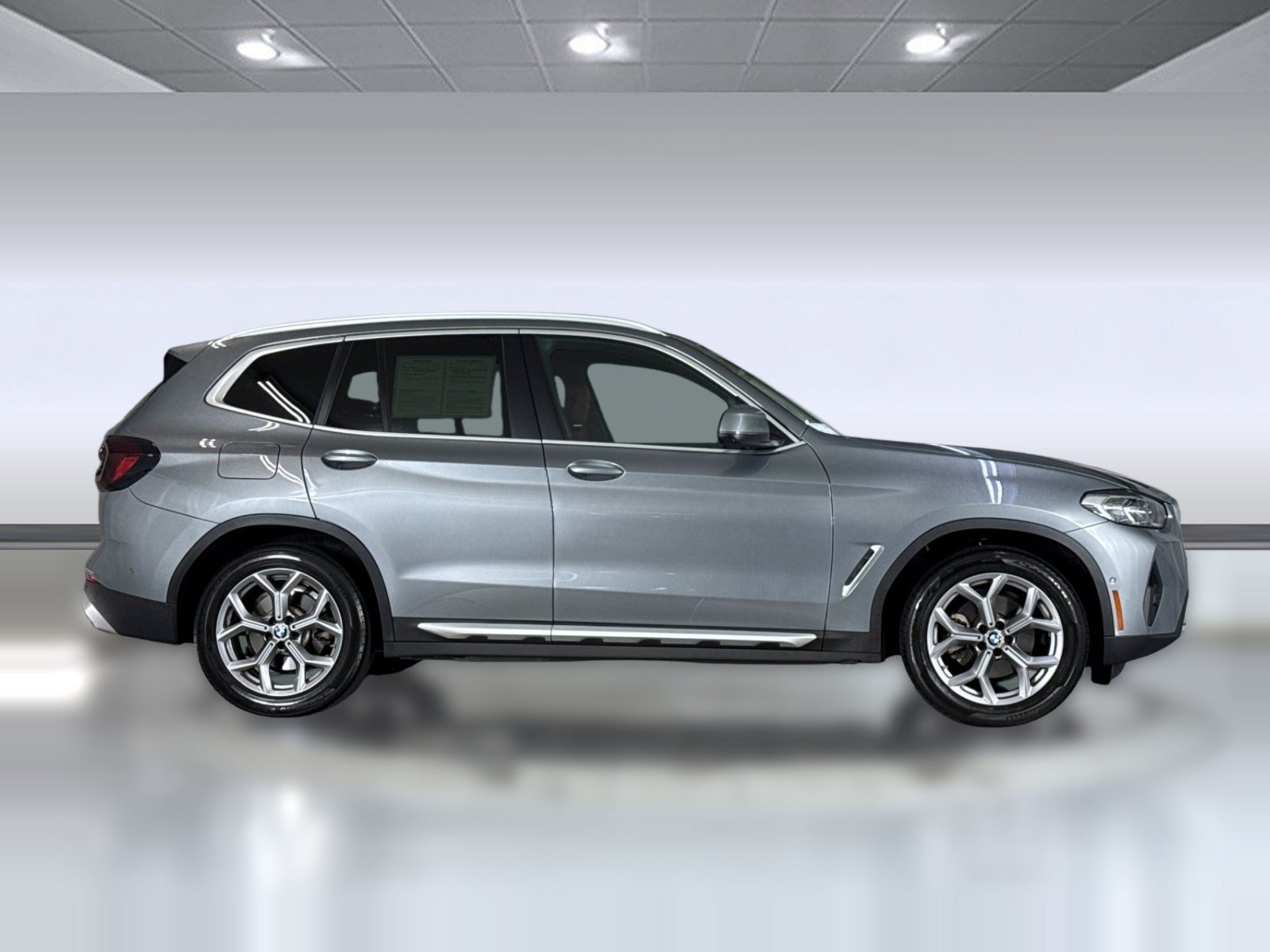 Used 2023 BMW X3 sDrive30i w/ Premium Package RWD image 8