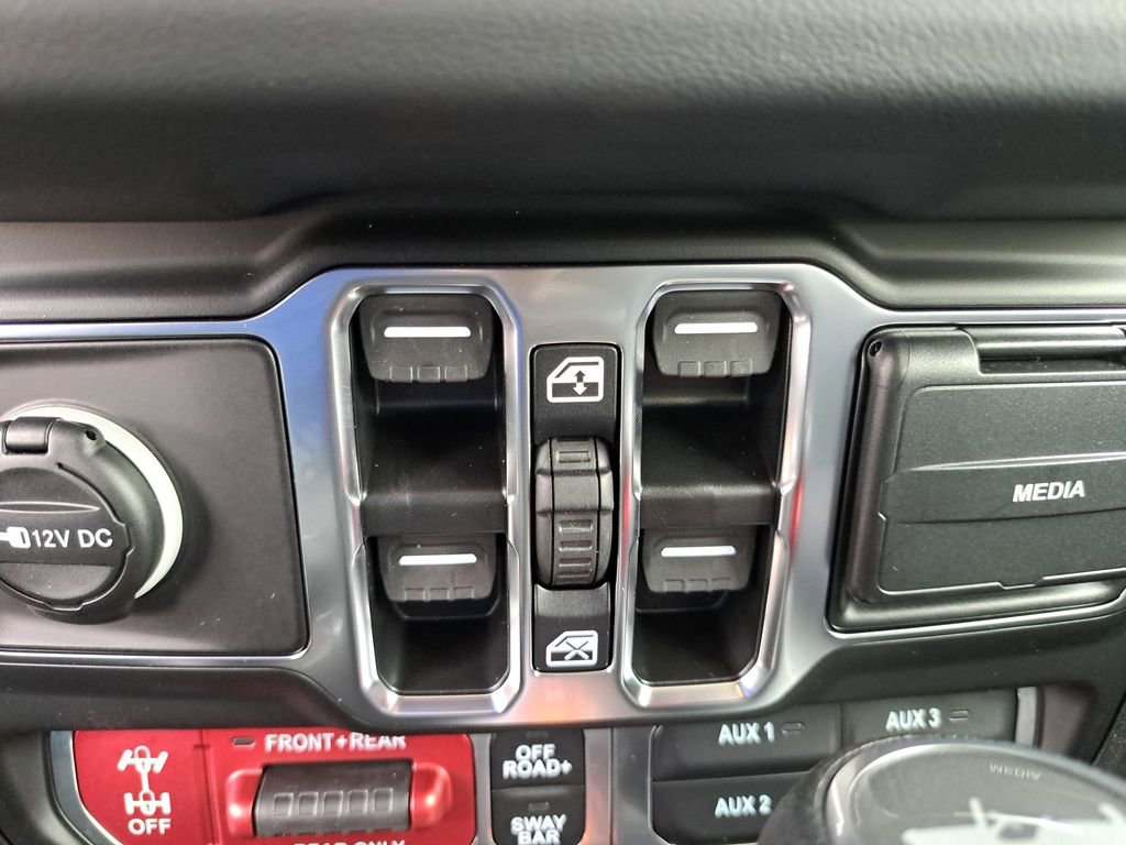 New 2025 Jeep Wrangler Unlimited Rubicon w/ Steel Bumper Group image 27