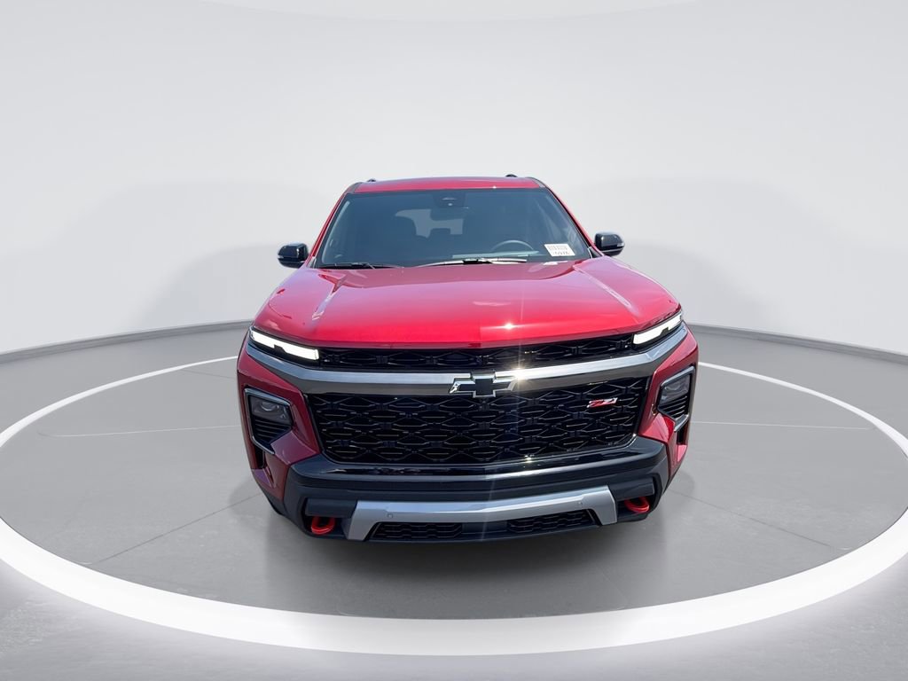 New 2026 Chevrolet Traverse Z71 w/ Enhanced Driving Package AWD/4WD image 3