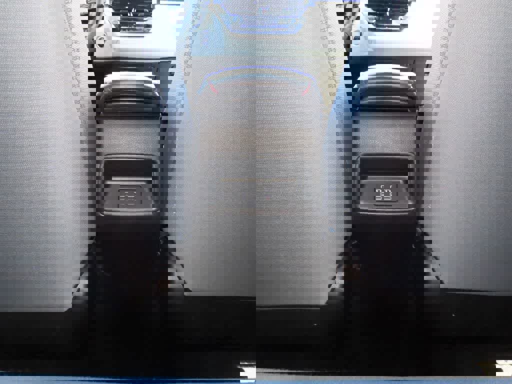 Used 2024 Toyota Corolla SE image 23