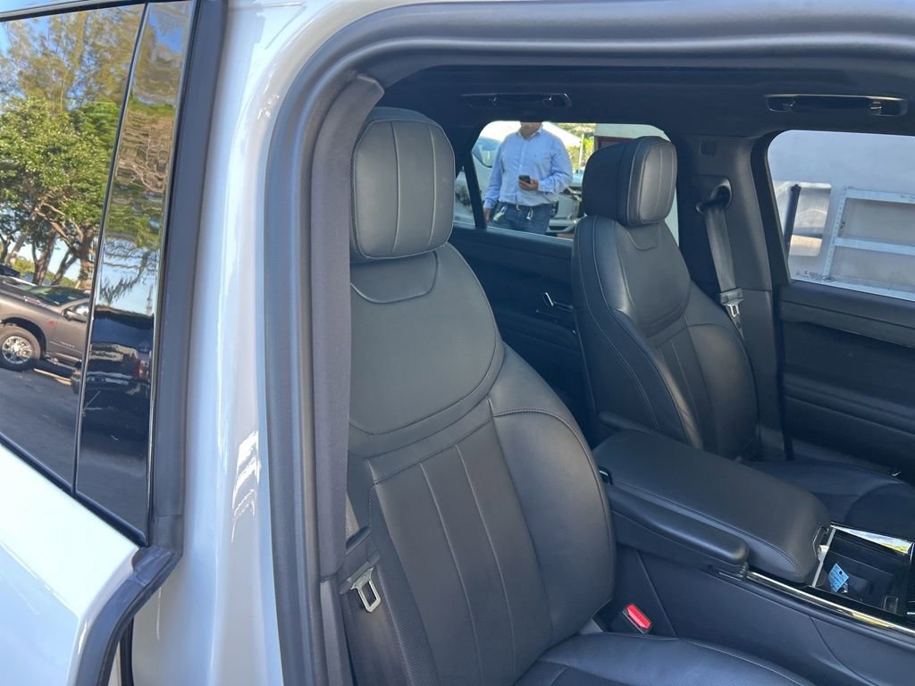 Used 2024 Land Rover Range Rover Sport Dynamic SE AWD/4WD image 24